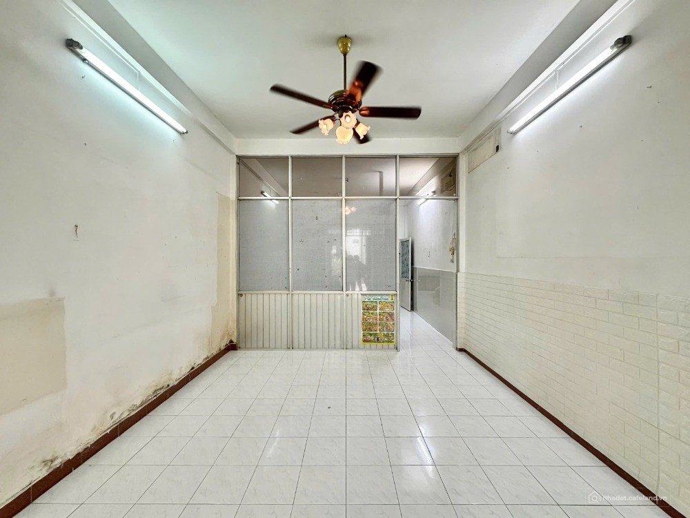 7.8 TỶ - P5 PHÚ NHUẬN - 65M (4.2x15.3) A4 - HẺM 4.25M - 30M RA Ô TÔ TRÁNH