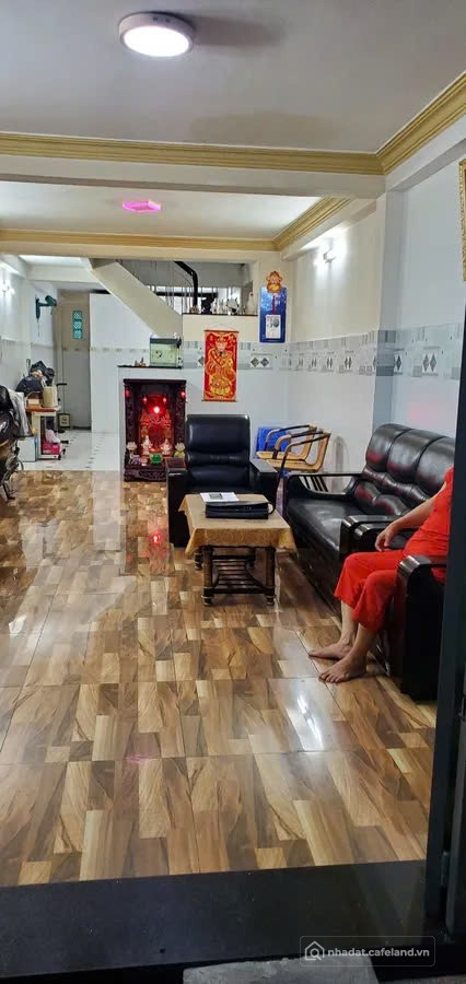 Nhà đẹp 3 tầng Thoại Ngọc Hầu, hẻm 8m, 65m2, Ở ngay, chỉ 7.6 tỷ TL