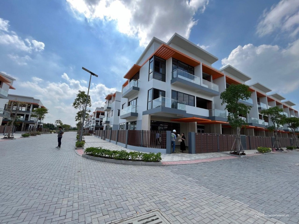 Giỏ hàng 100 căn nhà phố đẹp nhất dự án Elite Life, mặt tiền đường 826E