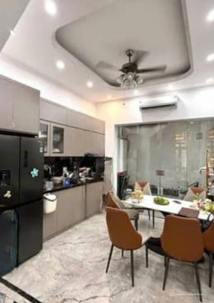 18,3 tỷ, 75m2 siêu phẩm TT Hai Bà Trưng – gara ô tô – kinh doanh - thang máy
