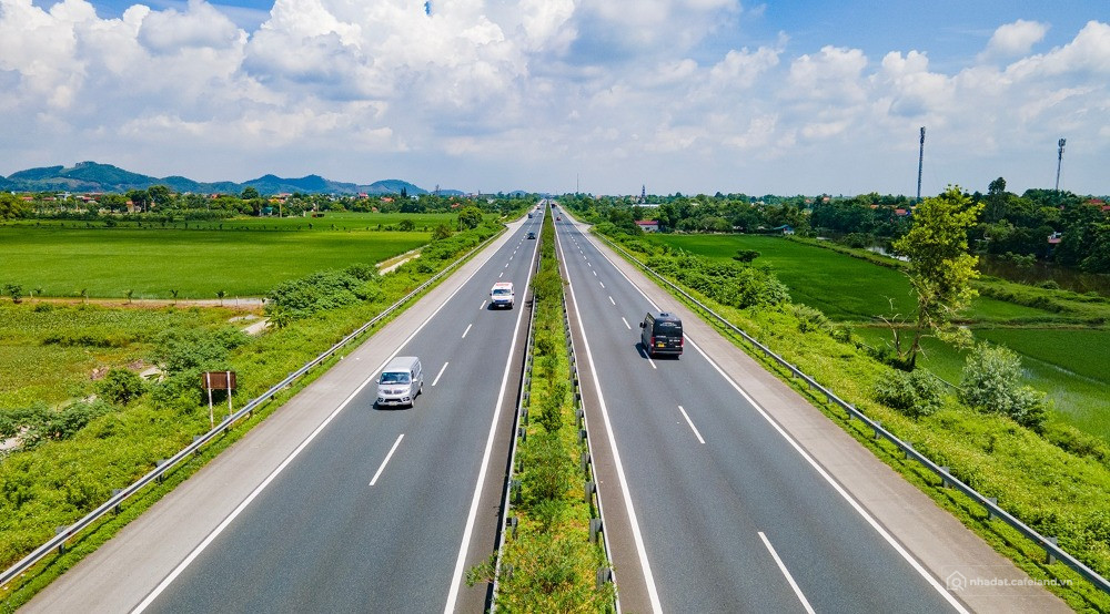 Đất Nền Phước Bình – NGAY CẠNH SÂN BAY LONG THÀNH – Chỉ 2 Tỷ/Nền (20 Triệu/m2)!