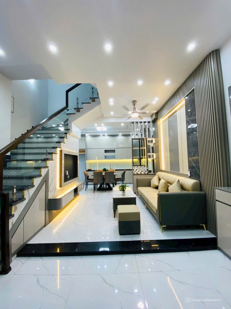 Bán nhà góc 3 tầng ngõ phố Khúc Thừa Dụ, ph Lê Thanh Nghị TP HP mới, 45m2, 3 ngủ