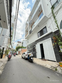 VỊ TRÍ ĐẸP - CÓ THANG MÁY- TOÀ NHÀ CHDV  DÒNG TIỀN SẴN - HẺM NHỰA ÔTÔ THÔNG.