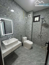NHÀ XÂY MỚI -5M RA Ô TÔ - VỊ TRÍ CỰC ĐẸP – ĐI LẠI THUẬN TIỆN - 2 MẶT THOÁNG - SỔ