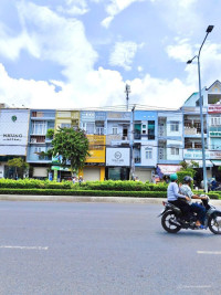 Bán nhà lầu có 2 MT trước sau đường Nguyễn Văn Cừ , phường An Hoà