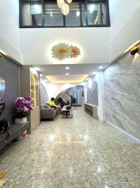 Quận 10- 4 tầng BTCT-khu an ninh yên tình- dân trí giá chỉ hơn 8T.