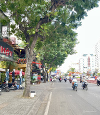 Quận 11- 45m2 - 2 tầng 3PN giá chỉ hơn 4.XX tỷ