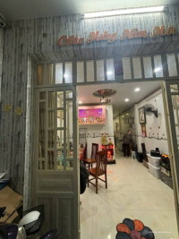 Cô sáu kẹt tiền cần bán gấp căn nhà