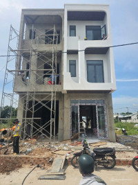 BÁN GẤP NHÀ 1 TRỆT 2 LẦU, THỦ DẦU MỘT- HẺM LỚN GẦN KHU DÂN CƯ