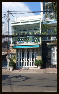 Top nhà cho thuê vị trí đẹp 4.2 x 17m Phong Phú Q8 TP.HCM