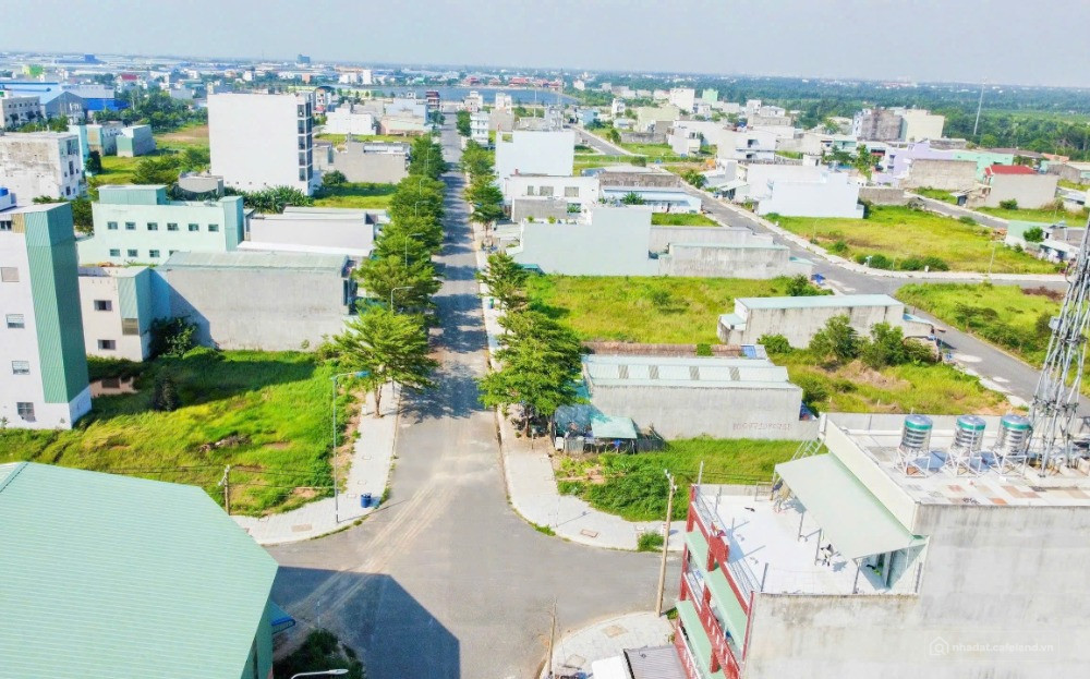 Bán nền đất 80m2 - Phạm Văn Hai cũ- gần KDC Tên Lửa 2 - kề chợ Bà Lát