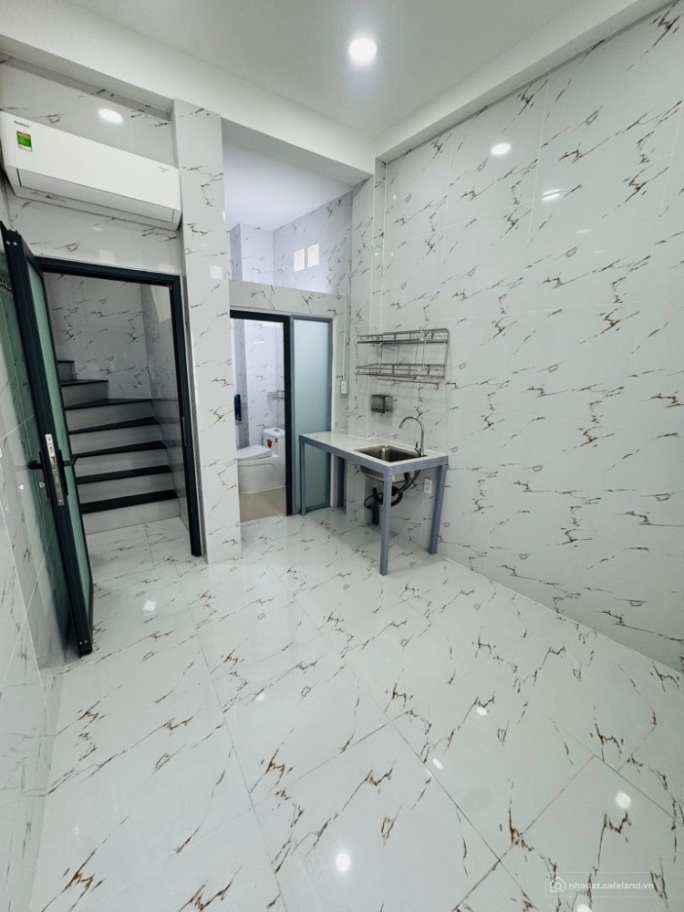 Quận 5, Trần Bình Trọng, phường 3, 30m2, 3 tầng, 4PN, hơn 5 tỷ