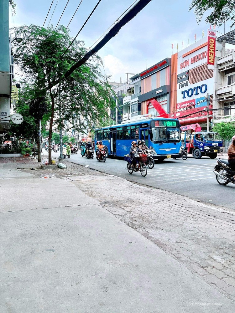  CHẤN ĐỘNG , GIẢM TIẾP- TỔNG GIẢM 9 Tỷ. - DT 5 x 21.5
