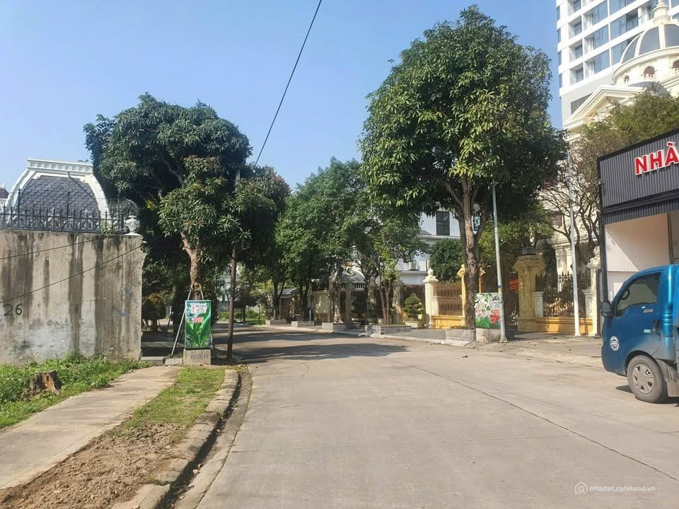 Chính chủ Bán Cắt Lỗ gấp Lô đất 713m2 ô Góc Ven Biển, Đông Hùng Thắng P.Bãy Cháy