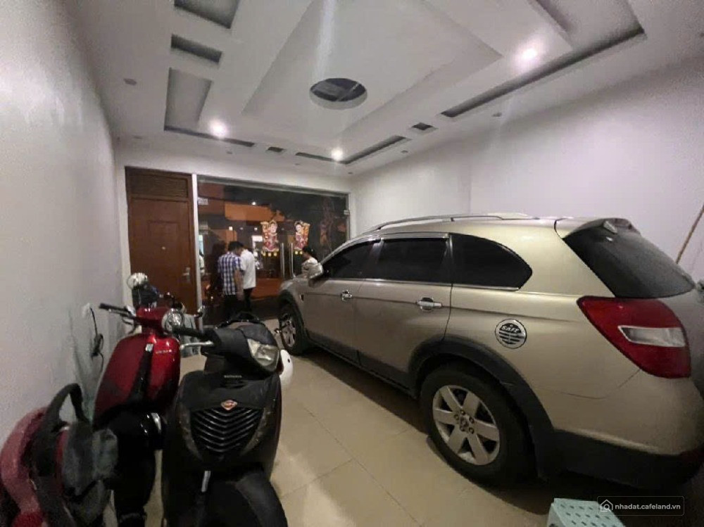 Bán nhà phố Khâm Thiên, oto, kinh doanh, 69m2, 5T, MT 5,3m giá rẻ