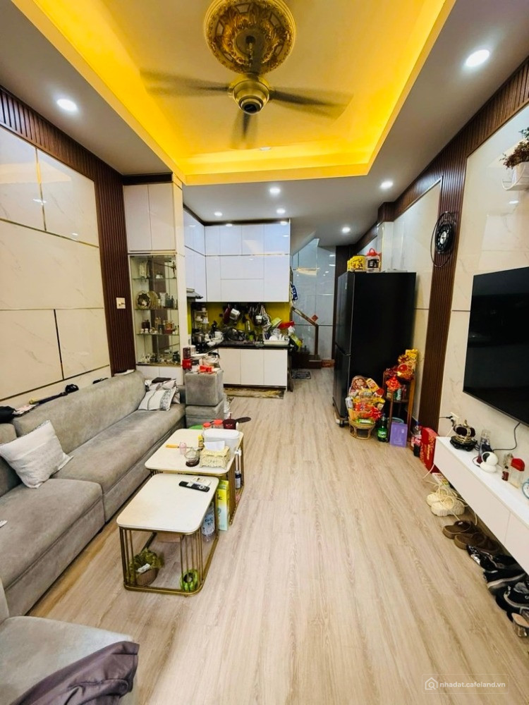 Quận 11, Lê Thị Bạch Cát, phường 11, 28m2, 4 tầng, 3PN, hơn 4 tỷ
