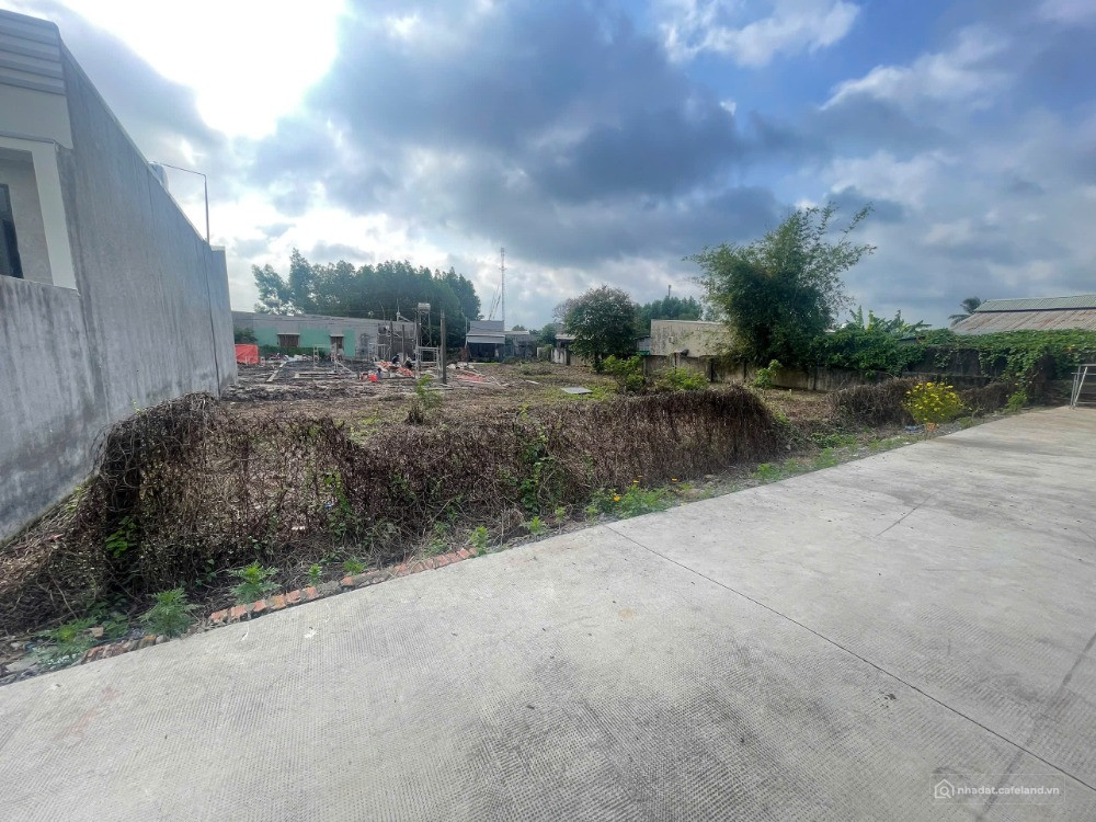 Bán gấp lô đất nền full thổ cư giang điền trảng bom