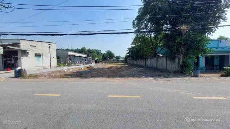 KẸT TIỀN CẦN BÁN NHANH 2012M2 ĐẤT Ở NGAY CHỢ, TRƯỜNG HỌC DÂN ĐÔNG. GIÁ 180 TRIỆU