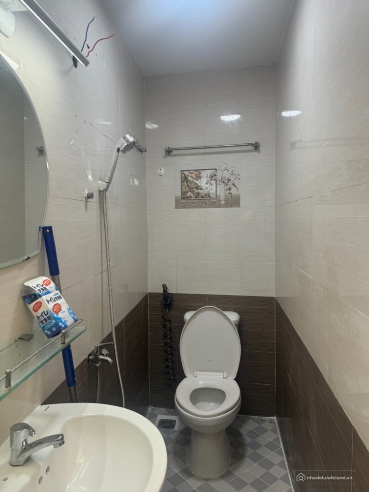 Nhà bán Quận Bình Thạnh dưới 5,5 tỷ Xô Viết Nghệ Tình ngang 5m dài 12m.