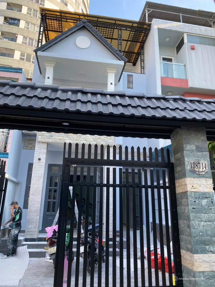 Top nhà xinh rẻ 6 x 25m 1 trệt 2 lầu Huỳnh Tấn Phát Q7 TP.HCM