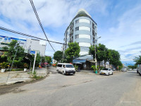 Bán đất đường Trường Thhi 4, ngay cổng sân bay, trung tâm Tp Đà Nẵng.