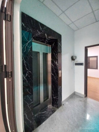 Bán nhà phố Hoàng Sâm, DT 96m2, 6T thang máy, ngõ oto 21 tỷ