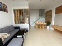 NHÀ MẶT TIỀN ĐƯỜNG NHỰA LỚN - TRUNG TÂM TT CẦN ĐƯỚC