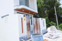 Nhà phố vườn mini vừa hoàn thiện, còn thơm mùi sơn mới, SHR ODT, sang tên ngay