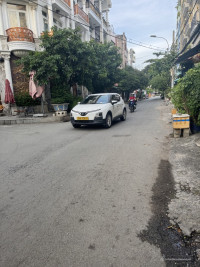 An lạc- 68m2 - 4 tầng nở hậu gần MT View công viên giá chỉ hơn 5T.