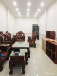 Nhà vào ở ngay, HXH Hòa Bình, 60m2, 4x15m, giá cực tốt!