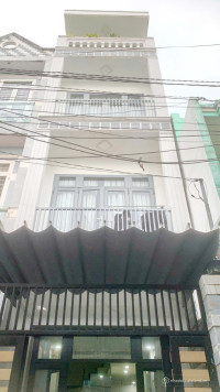 Bán nhà đẹp 2 lầu gần MT Phạm Thế Hiển Phường 4 Quận 8
