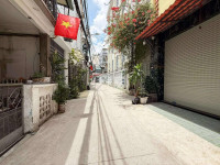 VỊ TRÍ VIP NGUYỄN VĂN TRỖI • NGUYỄN ĐÌNH CHÍNH P15 PHÚ NHUẬN • 3 TẦNG ĐÚC THẬT