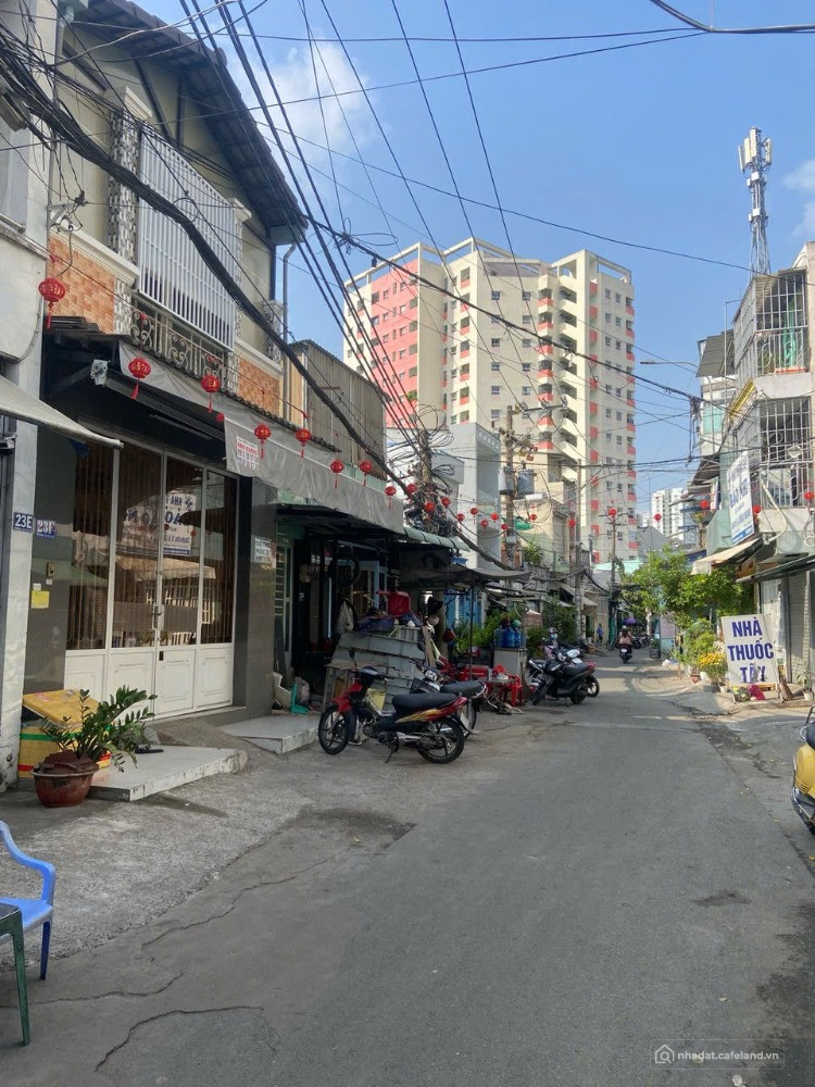 Nhà mặt tiền Quận 8, 5x14m, 1 lầu gần AEON Mall, đi Q1,5,6,7 vài phút,GIÁ HOT