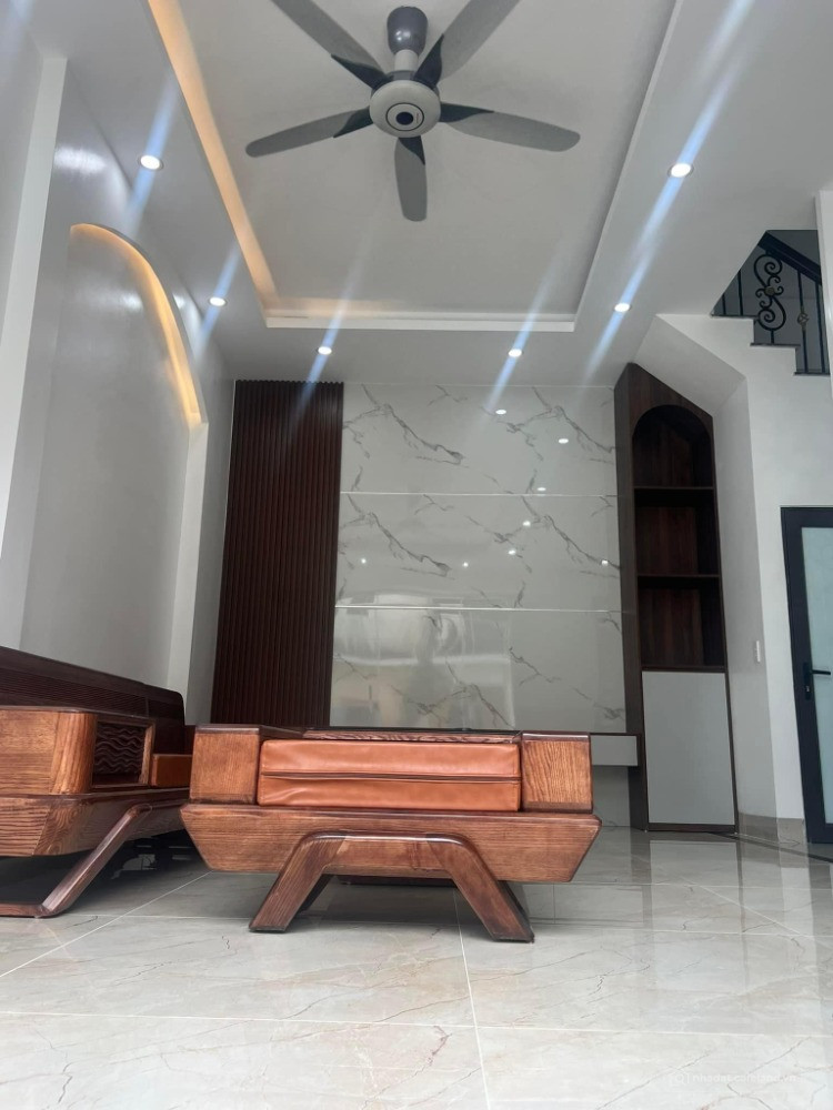 Bán nhà 3 tầng ngõ phố An Ninh, phường Hải Dương, Tây HP, 44.3m2, 3 ngủ, chỉ 2.3