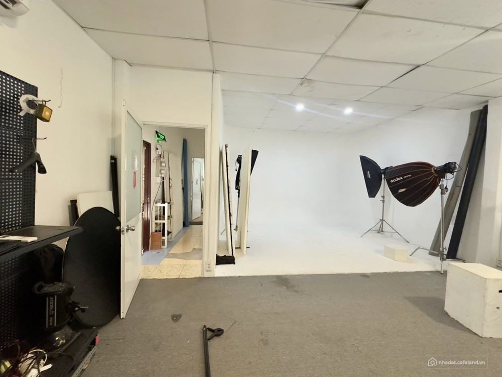 Ngay Nhà Thi Đấu Phú Thọ - Lý Thường Kiệt, Q11 Hẻm Ôtô - 288m² chỉ 4x Tỷ