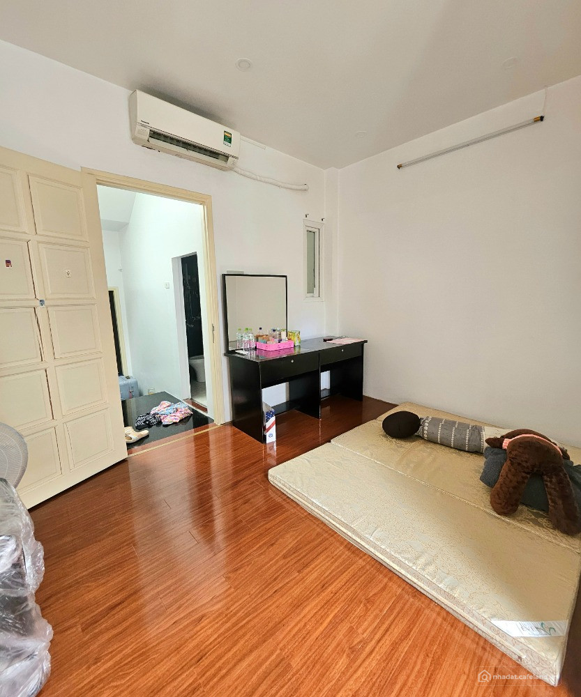 Bán nhà 1 trệt 2 lầu cạnh siêu thị Coopmart, đường Trưng Nữ Vương, Vĩnh Long