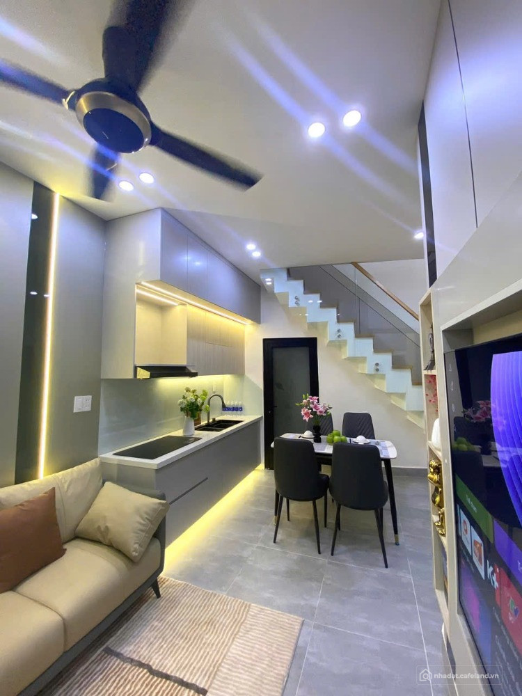 Nhà 2 tầng mới tại K528 Ông Ích Khiêm, gần BigC - Đà Nẵng