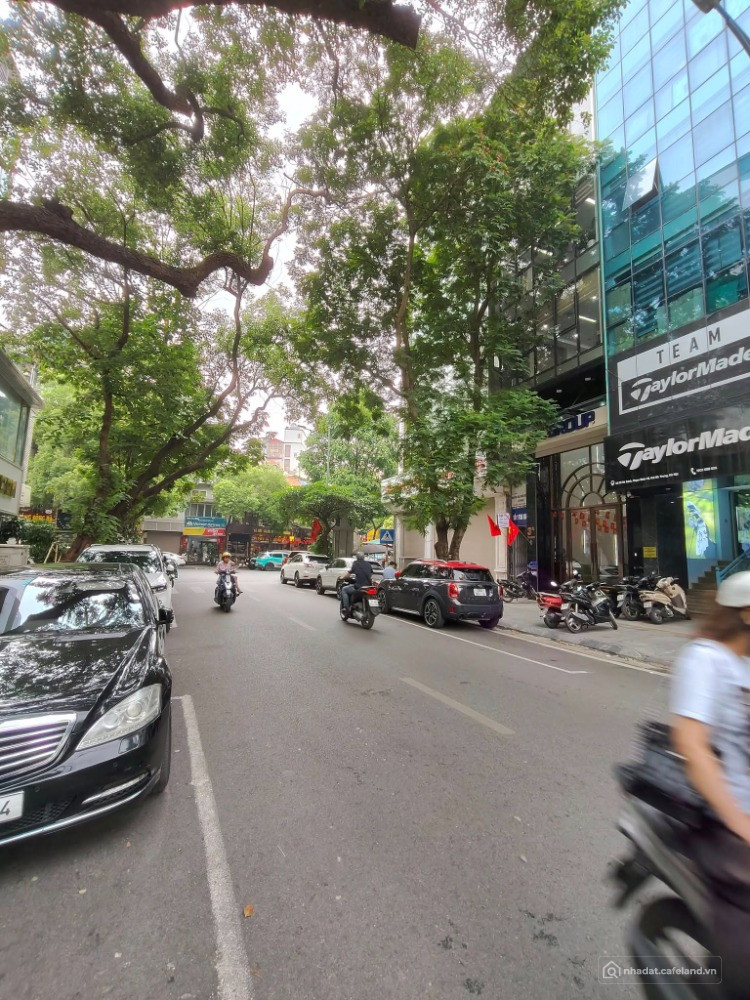 ĐẤT VÀNG phố DUY TÂN – 162M², Mt 8.8m – Giá 76 tỷ. Vị trí siêu đẹp, xây building