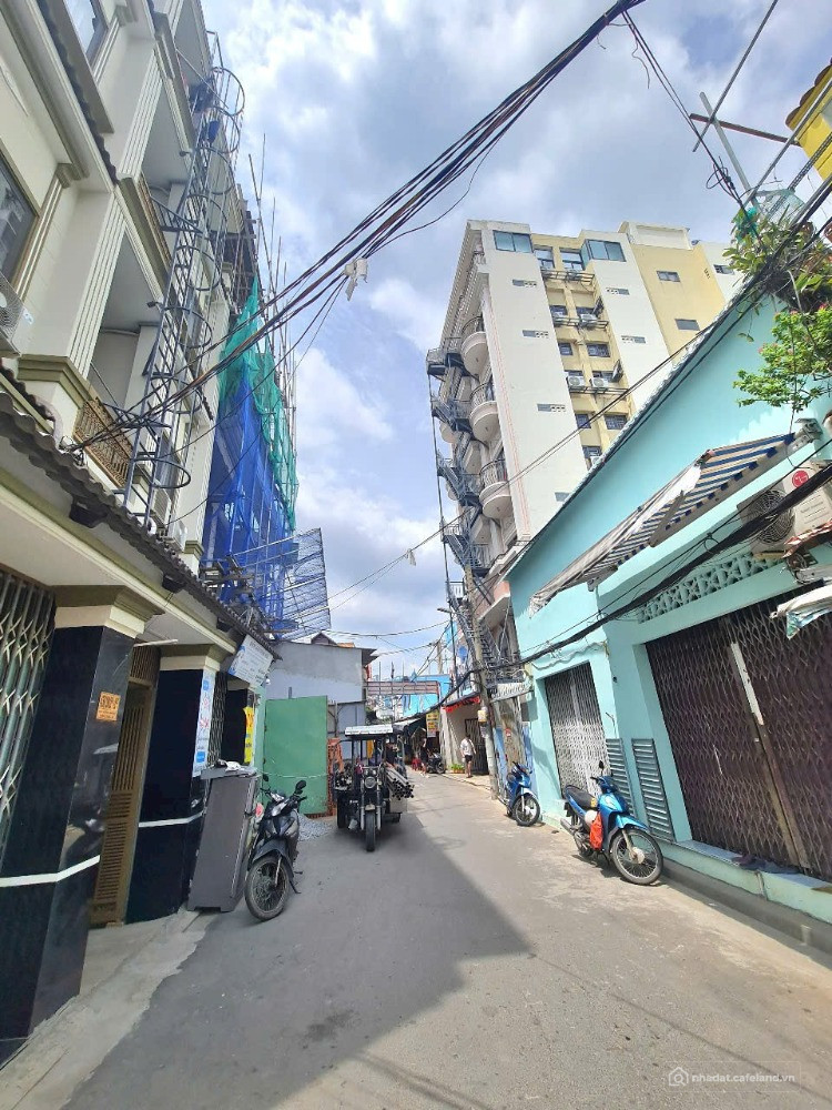 Lô đất 8,5 x 20 - hẻm xe tải gần Lý Phục Man. Chỉ 23,5 tỷ