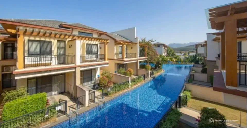 Nhà phố biển Sông Town - Chiết khấu 21,3% + 3 suất cuối 350 triệu-giá 7 tỷ full