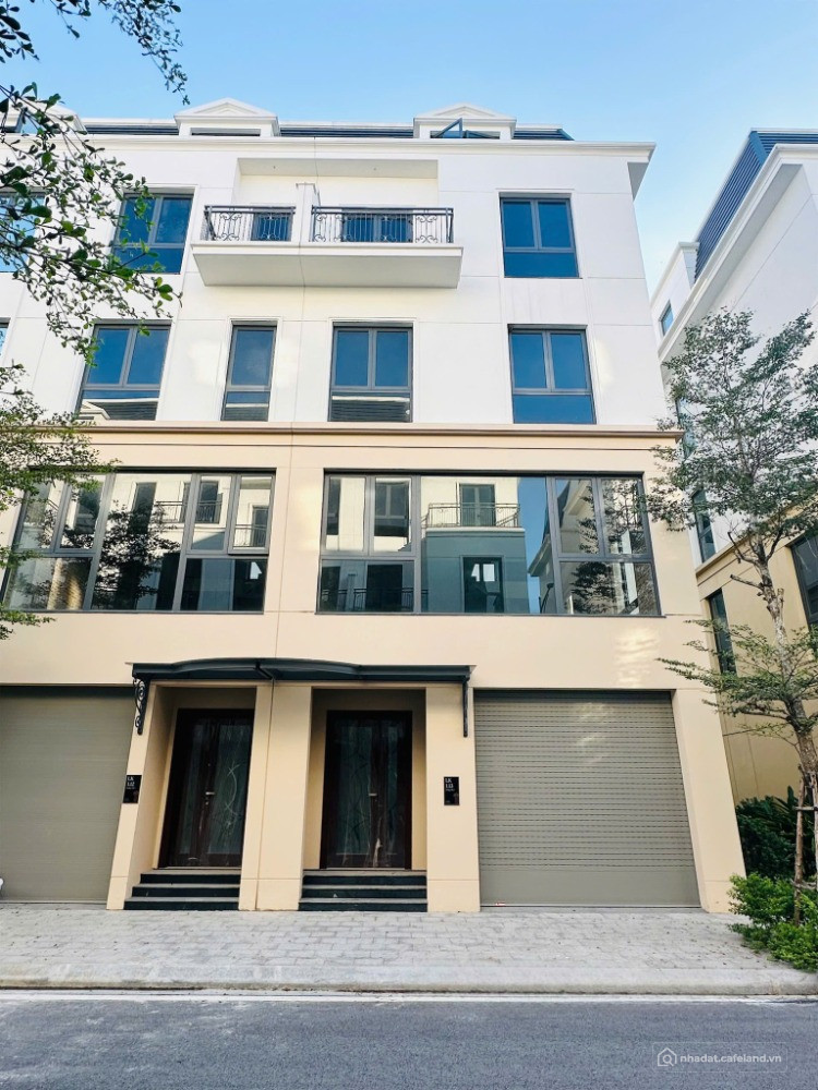 MUA NGAY NHÀ ĐỐI DIỆN VINHOMES NHẬN NGAY QUÀ KHỦNG LÊN TỚI 400 TRIỆU CHỈ T9