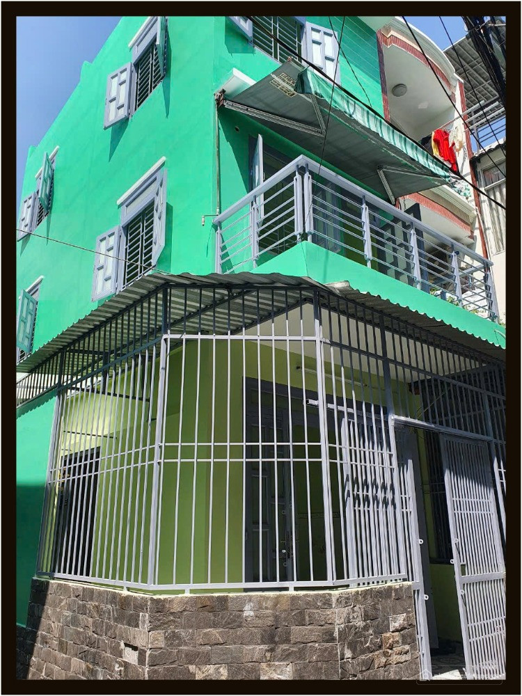 Nhà phố rẻ 4.4 x 9.5m 1 trệt 2 lầu Trần Đình Xu Quận 1 TP.HCM
