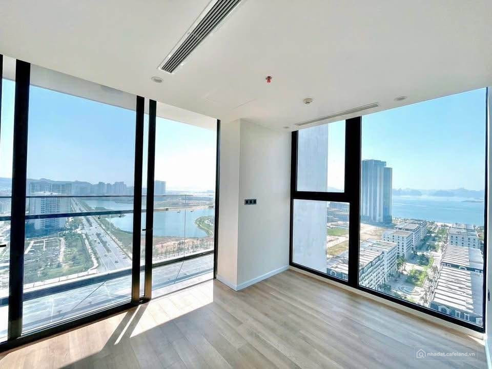 ko sử dụng cần bán căn hộ 3PN 96m2 View Biển trung tâm du lịch Bãi Cháy, Hạ Long