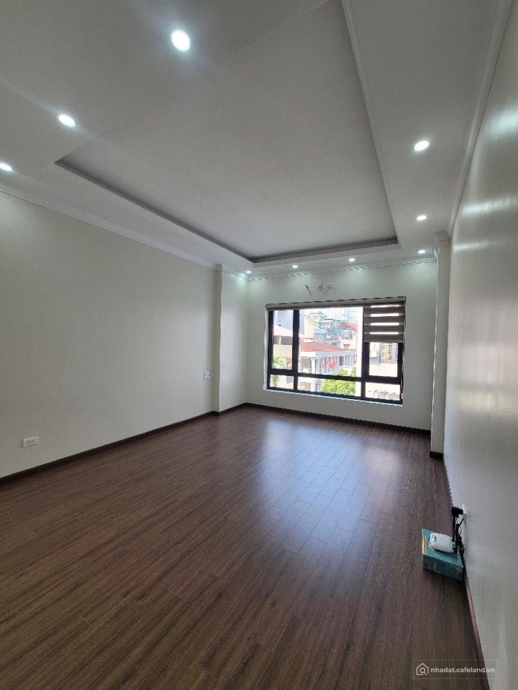 Bán Nhà Nguyễ Văn Cừ, Thiết Kế Hiện đại Thông Minh, 41.2m2, 12 Tỷ