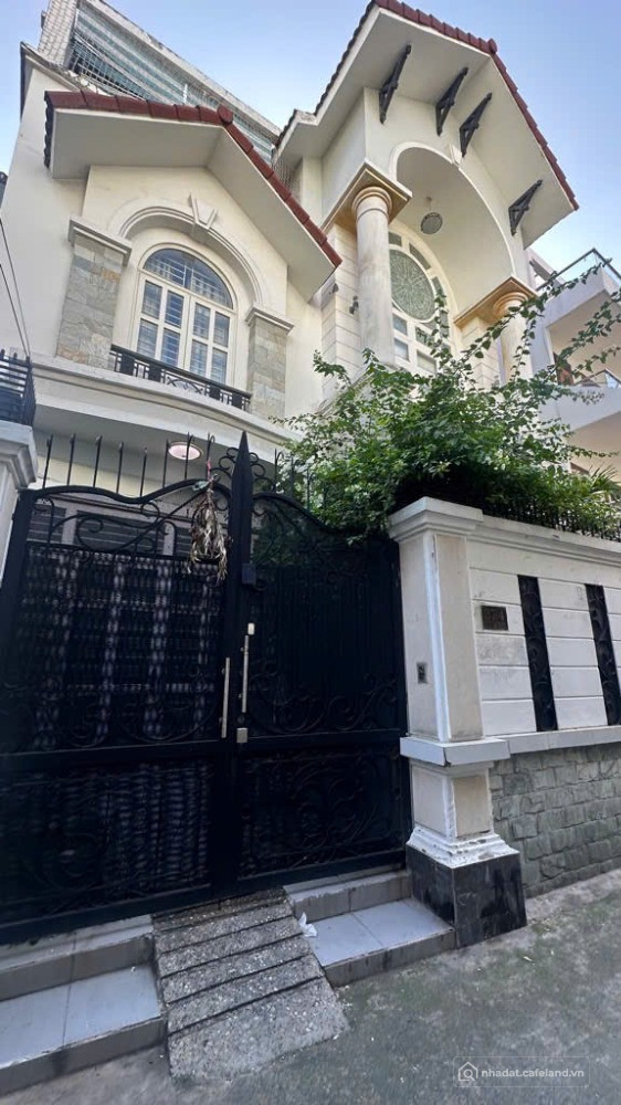 Gấp bán Biệt Thự đường Lê Trực phường 7, Bình Thạnh, 210m2, 3 tầng, 25 tỷ TL