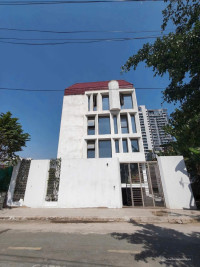 BDS HVL Chủ dễ thương gửi bán căn Biệt thự dự án huy hoàng,( nhà thô bên trong)