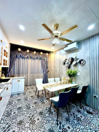 Bán nhà Phùng Chí Kiên 56m2, 5T, MT 4.3m, phân lô, ôto tránh, 15.8 tỷ