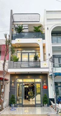 Nhà phố 1 trệt 1 lầu chỉ 1,3 TỶ – Full công năng, sổ riêng!