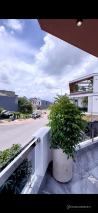 Nhà góc phố 2 mặt tiền vừa kinh doanh vừa ở