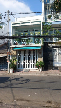Chính chủ, cho thuê mặt tiền 97 Phong phú P11 Q8 (kế Q5) 70m2 x 2 tầng, 17 triệu